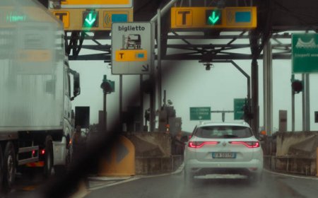 Lama Penerbangan Makassar–Jeddah: Durasi Transit dan Tips Nyaman