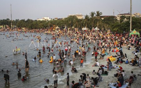 Wisata Pantai Marina Ancol